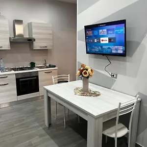 Appartamento House Tomas, Napoli