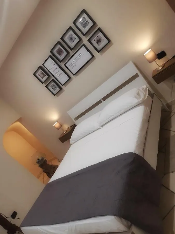 Casa Andrea - Plebiscito Apartment Naples