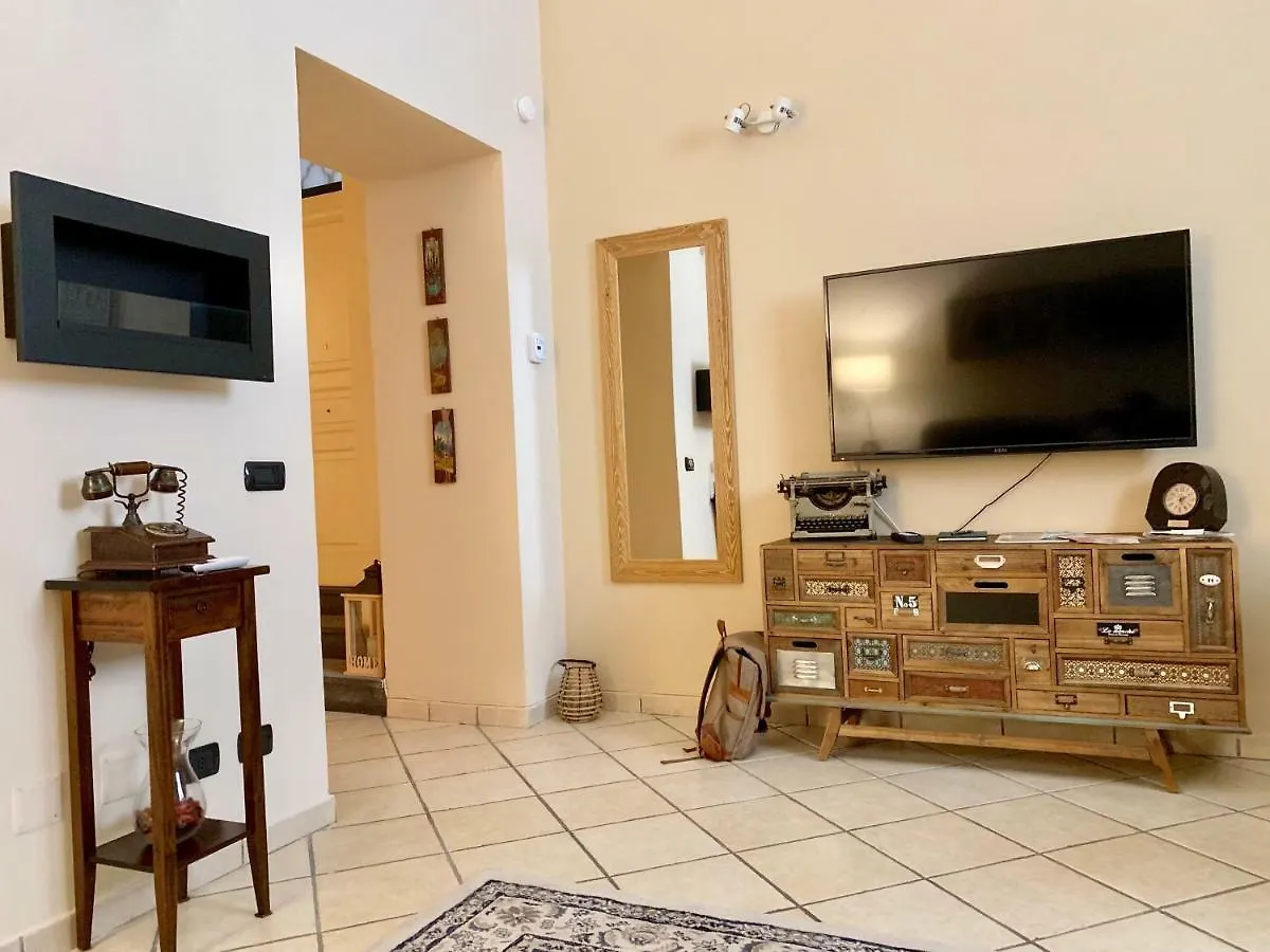 Casa Andrea - Plebiscito Apartment Naples