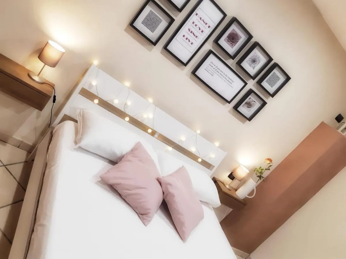Casa Andrea - Plebiscito Apartment Naples