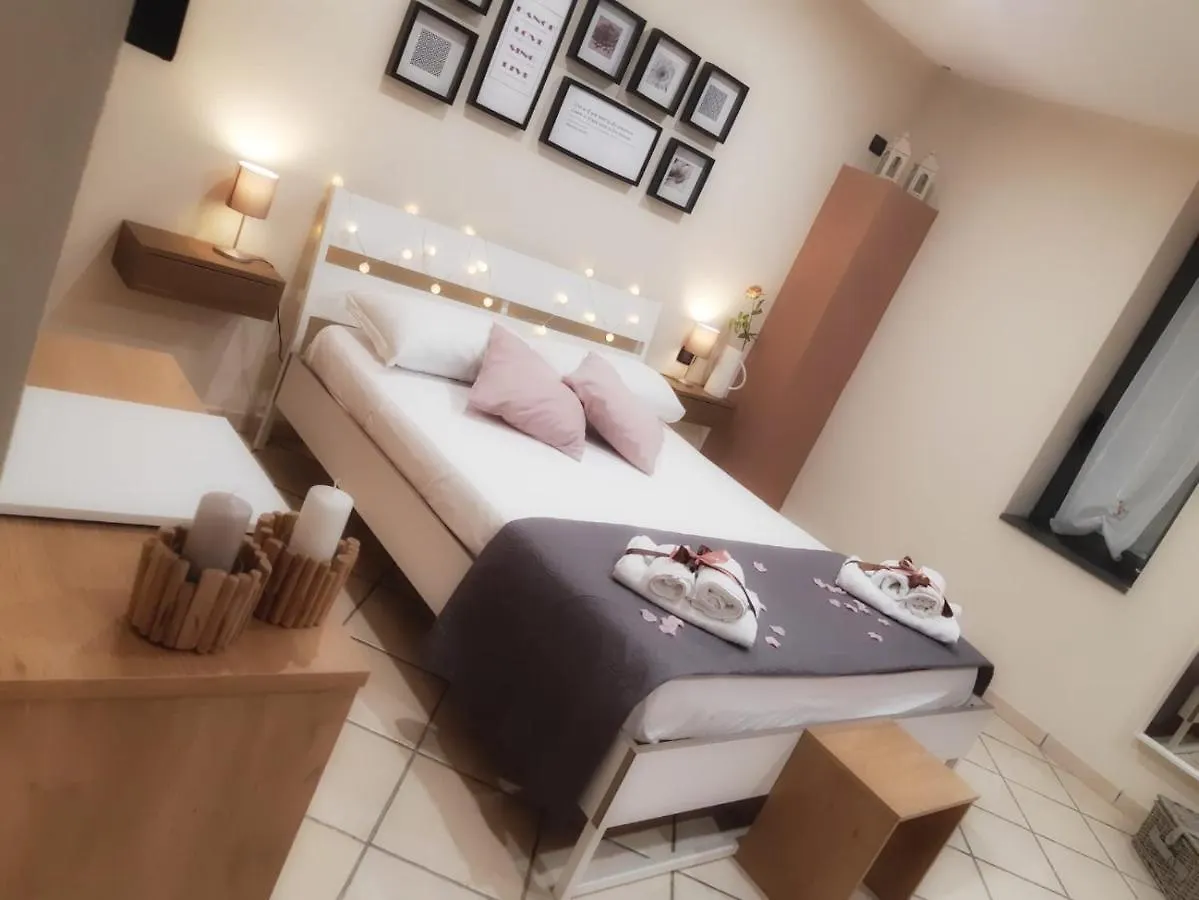 Casa Andrea - Plebiscito Apartment Naples